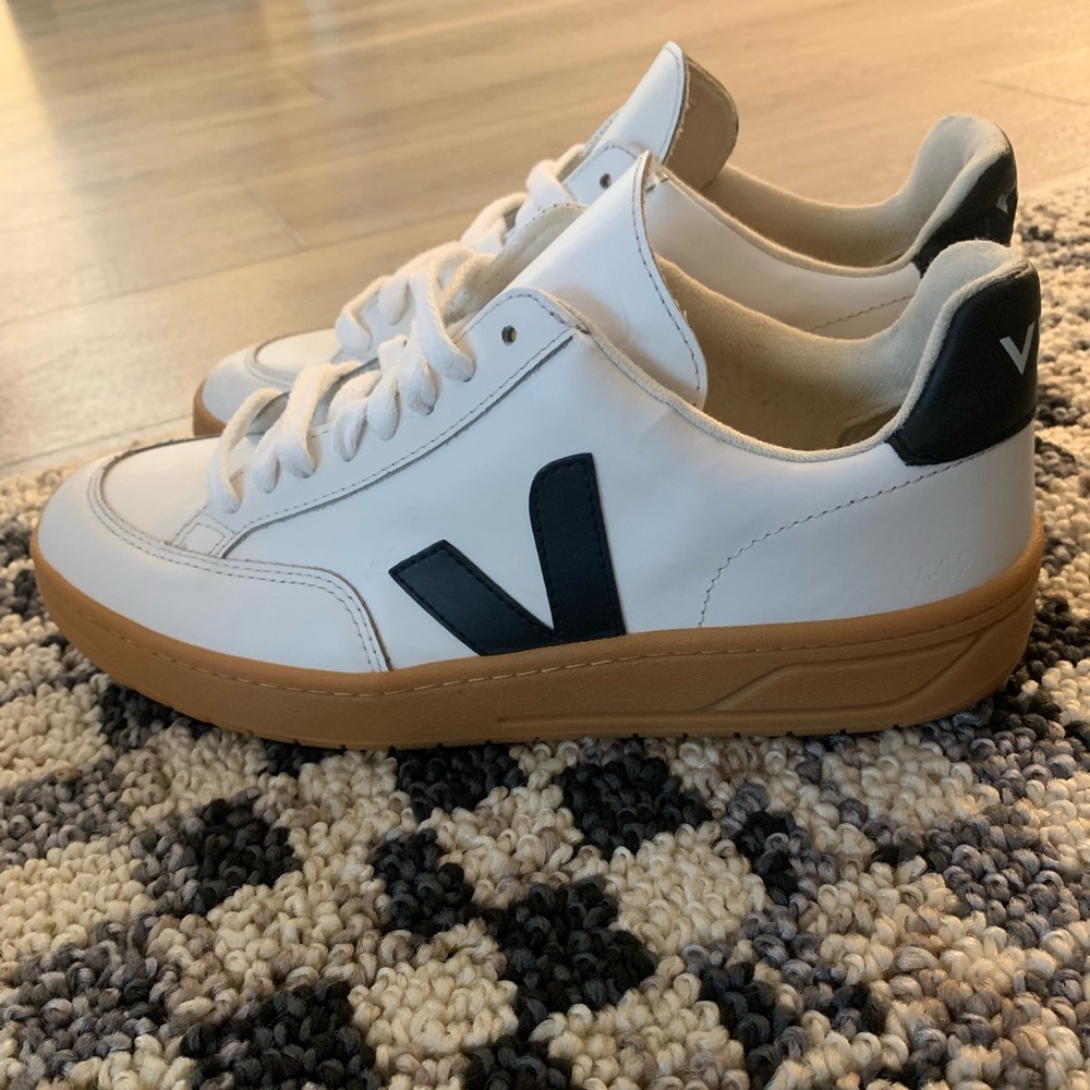 Veja V-12 Sneakers